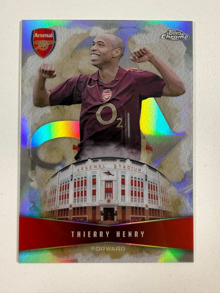 Thierry Henry Highbury Highs Topps Chrome Arsenal 2025-26, Ophalen of Verzenden, Nieuw, Buitenlandse clubs, Poster, Plaatje of Sticker