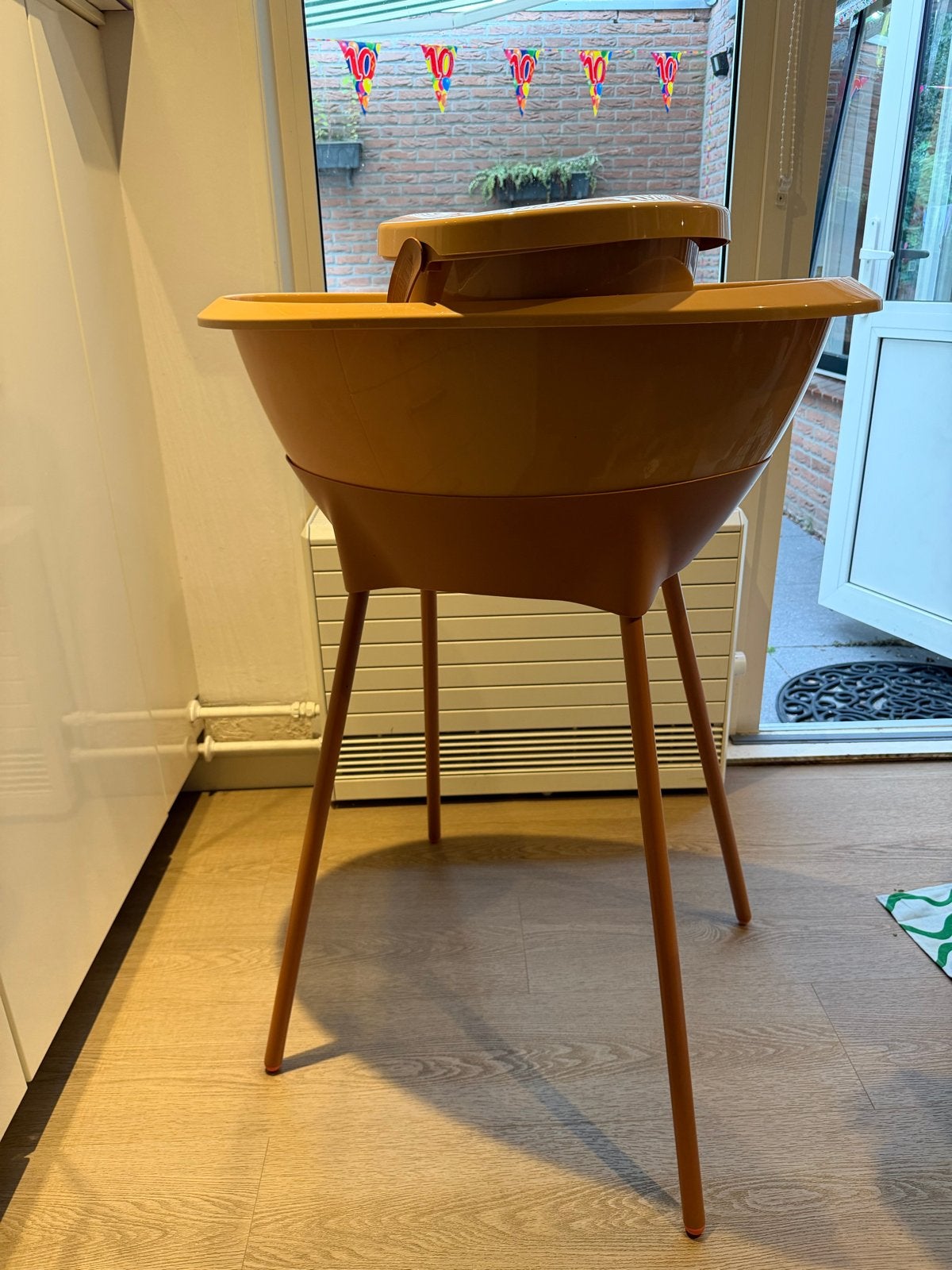 Luma Tummy Tub met standaard - Oranje, Overige merken, Gebruikt, Tummy Tub, Ophalen of Verzenden
