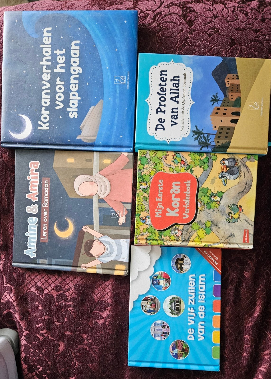 Islamitische kinderboeken set - 5 boeken, Ophalen of Verzenden, Zo goed als nieuw, Diverse auteurs, Islam