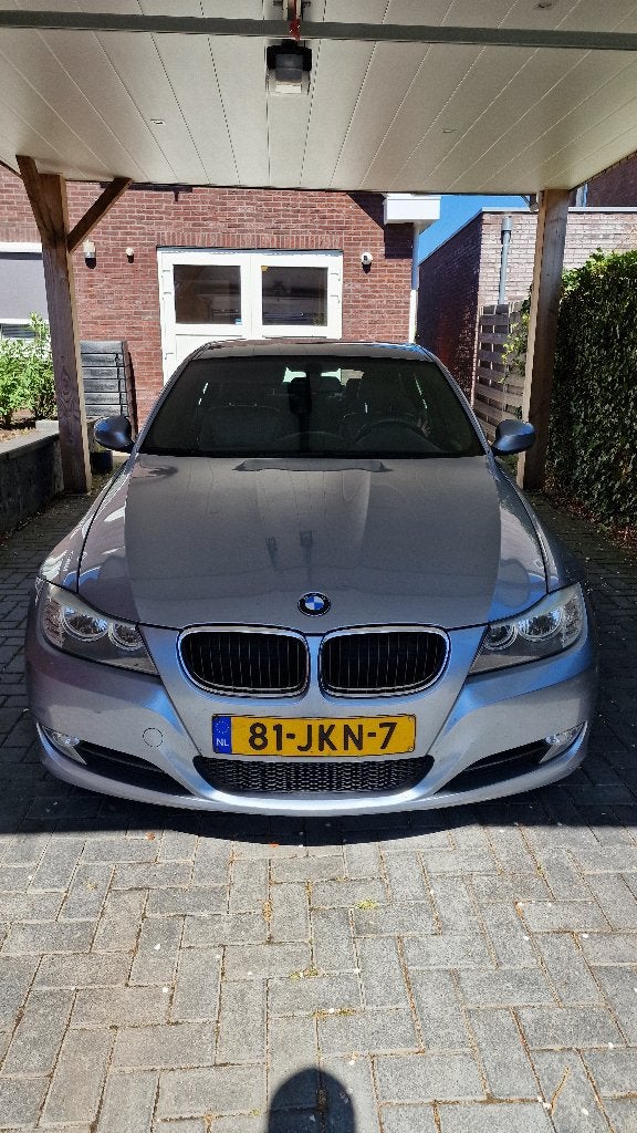 BMW 318i Business Line E90 - Dealer | Keyless | SportLeder, Auto's, Achterwielaandrijving, Navigatiesysteem, Bruin, Handgeschakeld