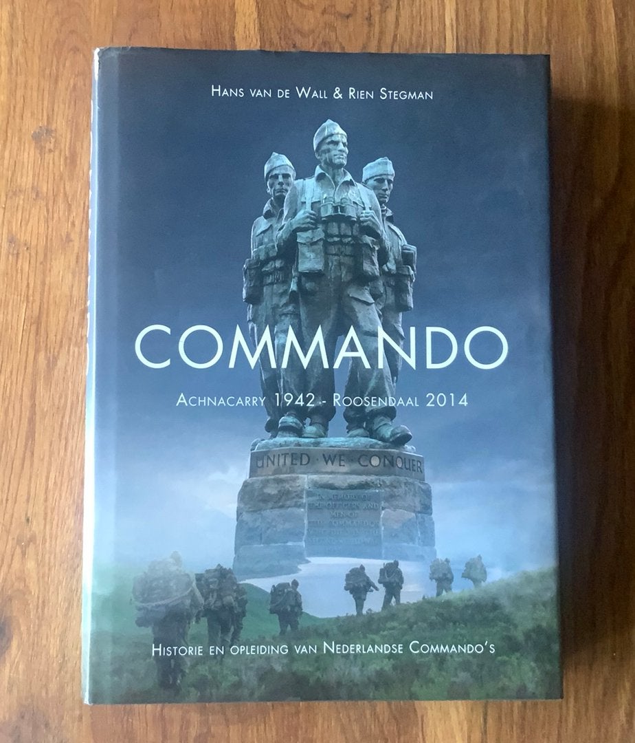 Boek Commando 2014 en 419 pagina’s info over KCT, Verzamelen, Ophalen of Verzenden, Landmacht, Nederland, Boek of Tijdschrift