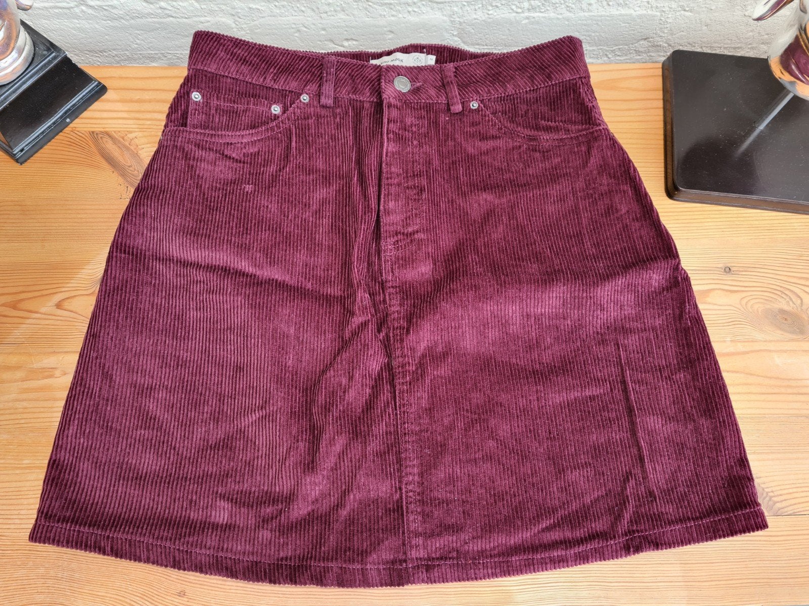 NIEUW Vero Moda mt M bordeaux corduroy rok, Kleding | Dames, Rokken, Nieuw, Boven de knie, Rood, Ophalen