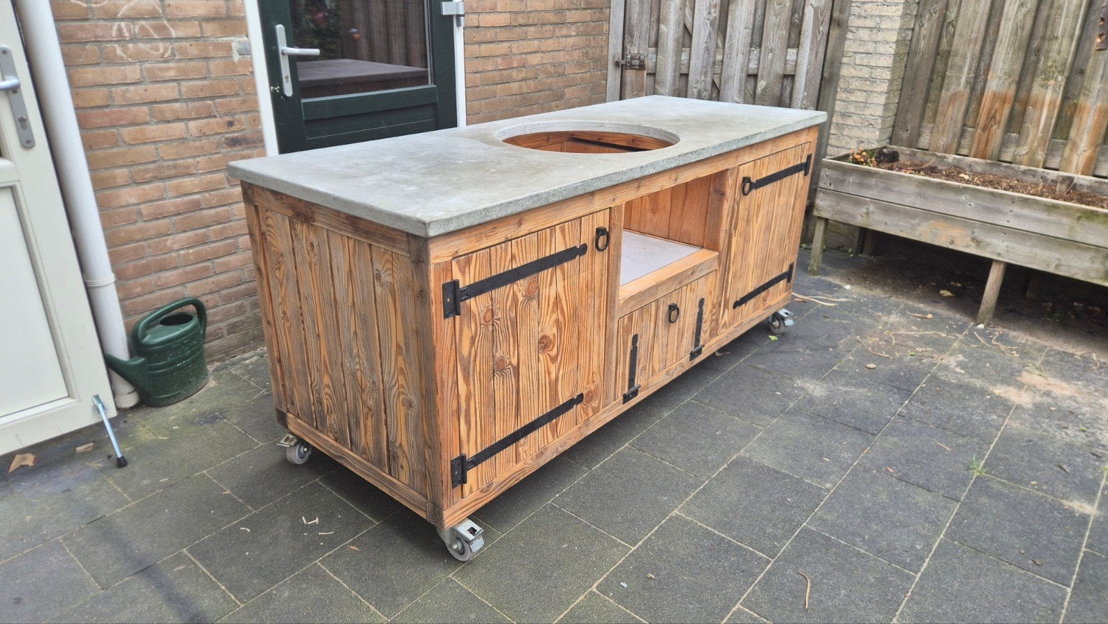 Handgemaakte verrijdbare Buitenkeuken voor Kamado (Bastard), Tuin en Terras, Buitenkeukens, Ophalen, Houtskool, Vrijstaand, Handgemaakt