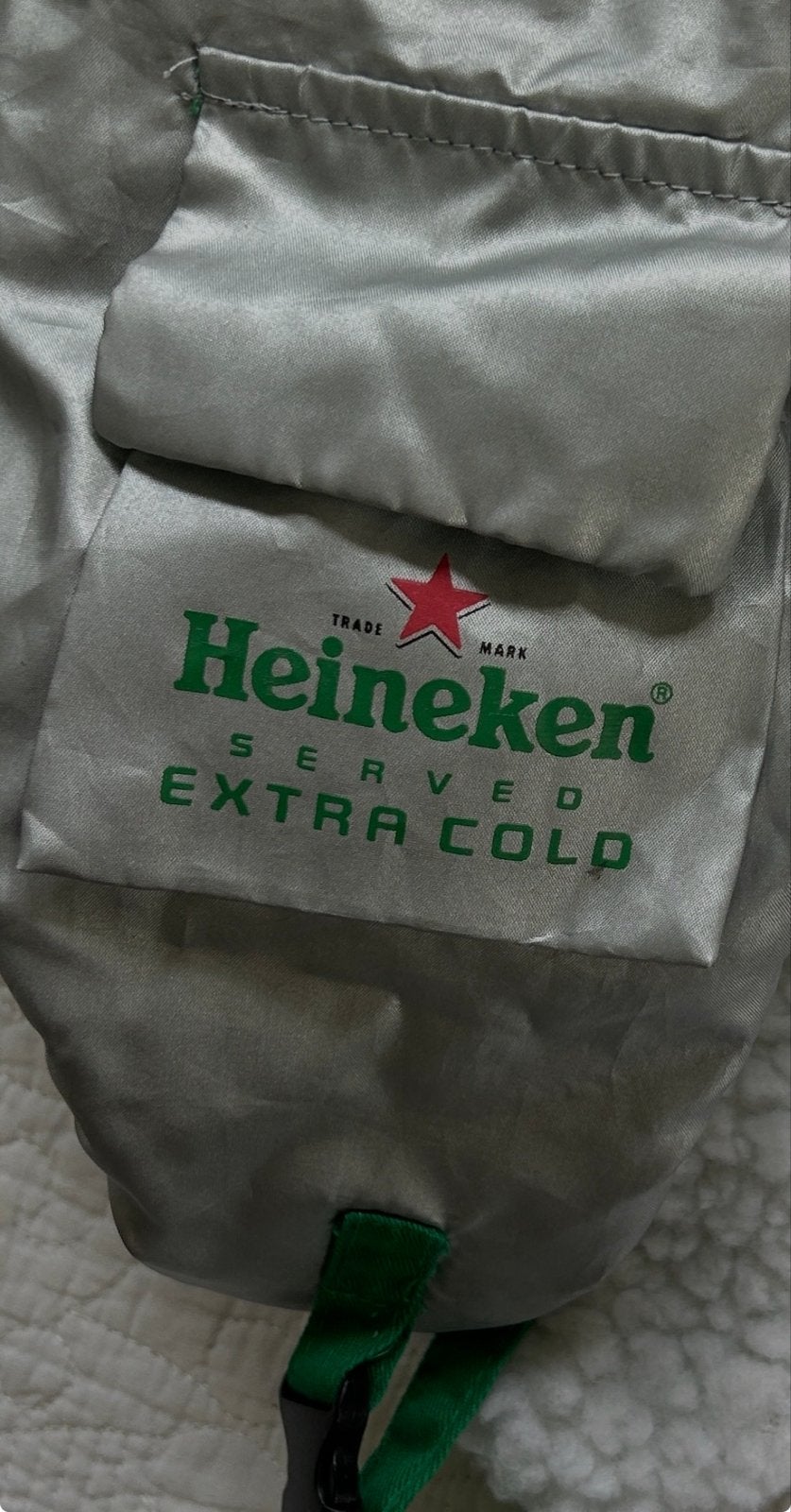 Heineken Served Extra Cold  - Uniek, Ophalen of Verzenden, Nieuw, Kleding, Heineken