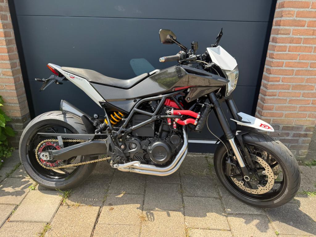 Husqvarna Nuda 900 R ABS Carbon, Motoren, Motoren | Husqvarna, 2 cilinders, Occasion, Motorrijbewijs A, 900 cc
