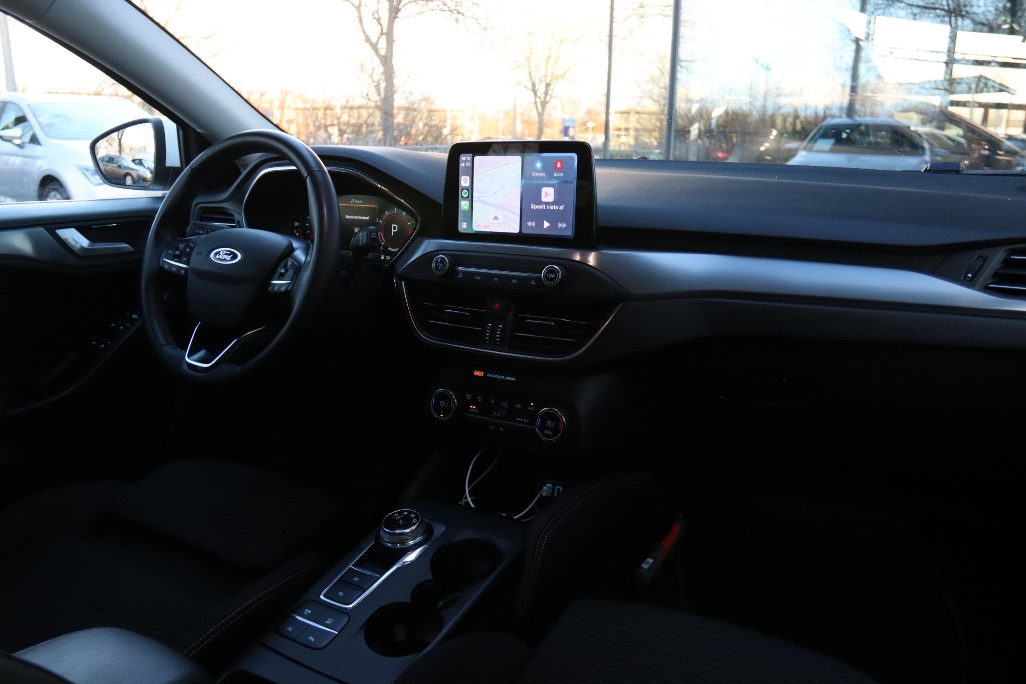 FORD FOCUS WAGON 1.0 ECOBOOST AUT. TITANIUM X BUSINESS | LED, Auto's, 1328 kg, Gebruikt, Euro 6, Wit