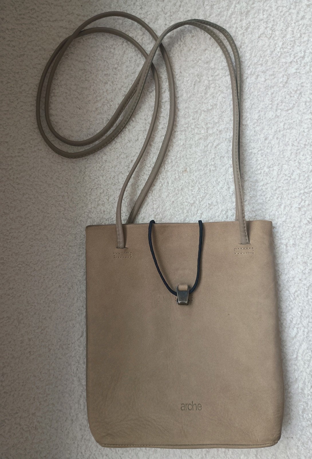 Arche Franse design tas hoogwaardige kwaliteit leer beige, Sieraden, Tassen en Uiterlijk, Tassen | Damestassen, Ophalen of Verzenden