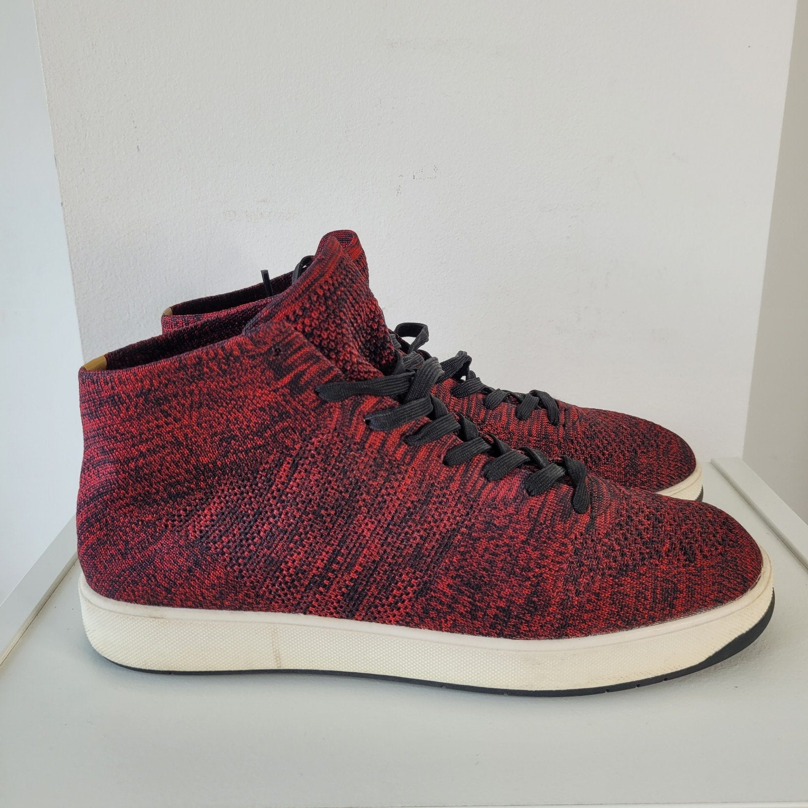 Zara zacht high top sneakers maat 43 rood zwart, Ophalen of Verzenden, Zo goed als nieuw