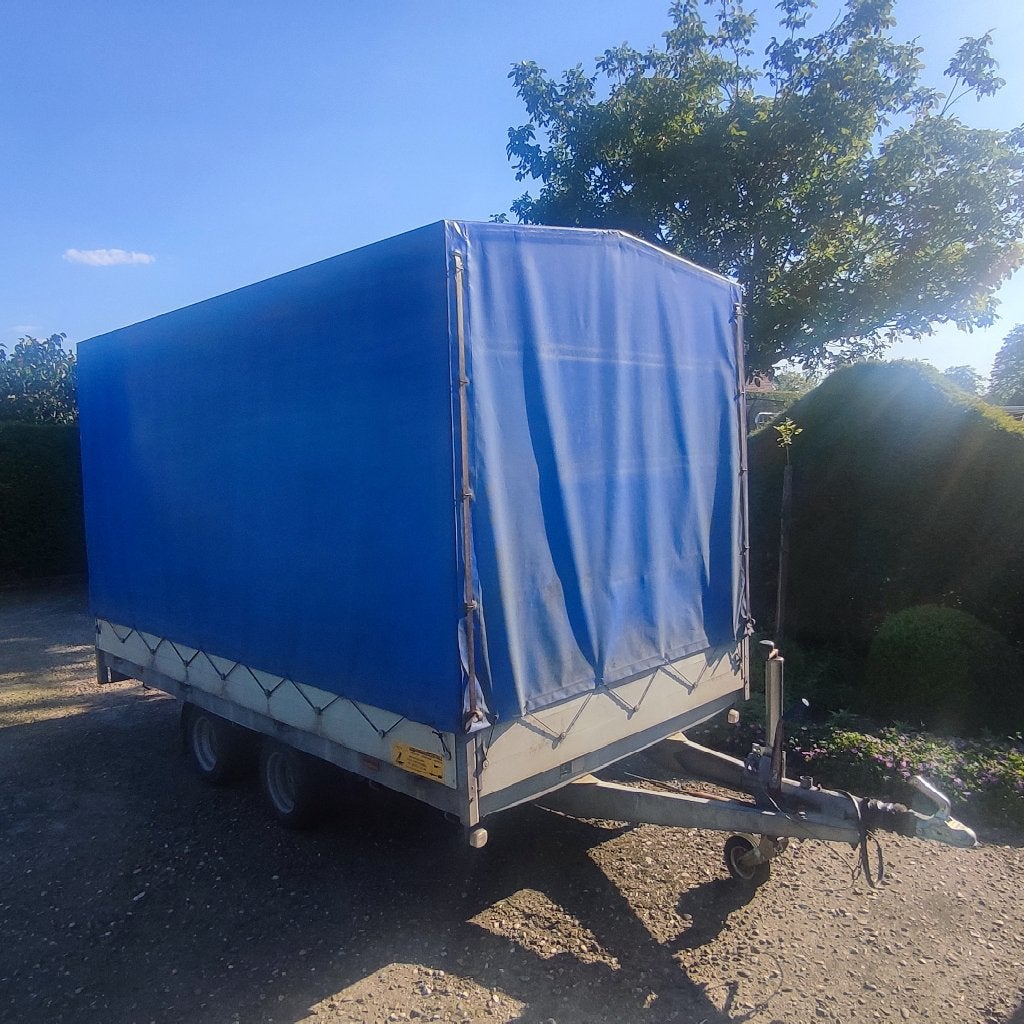 Aanhangwagen met huif merk Hapert Remorque, Ophalen