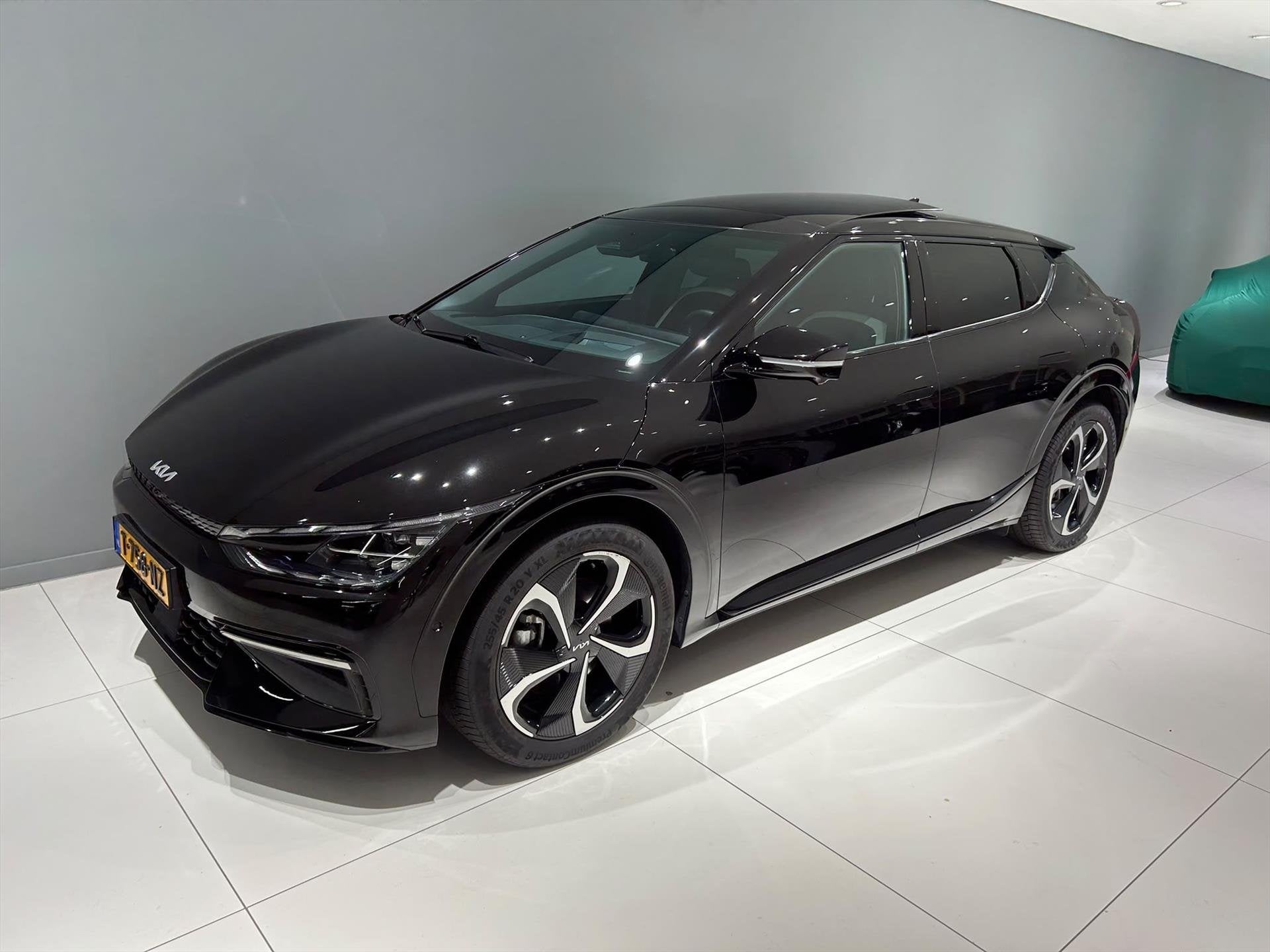KIA Ev6 77,4kWh 325pk AWD GT-Line, 12 maanden, Gebruikt, Zwart, Zwart