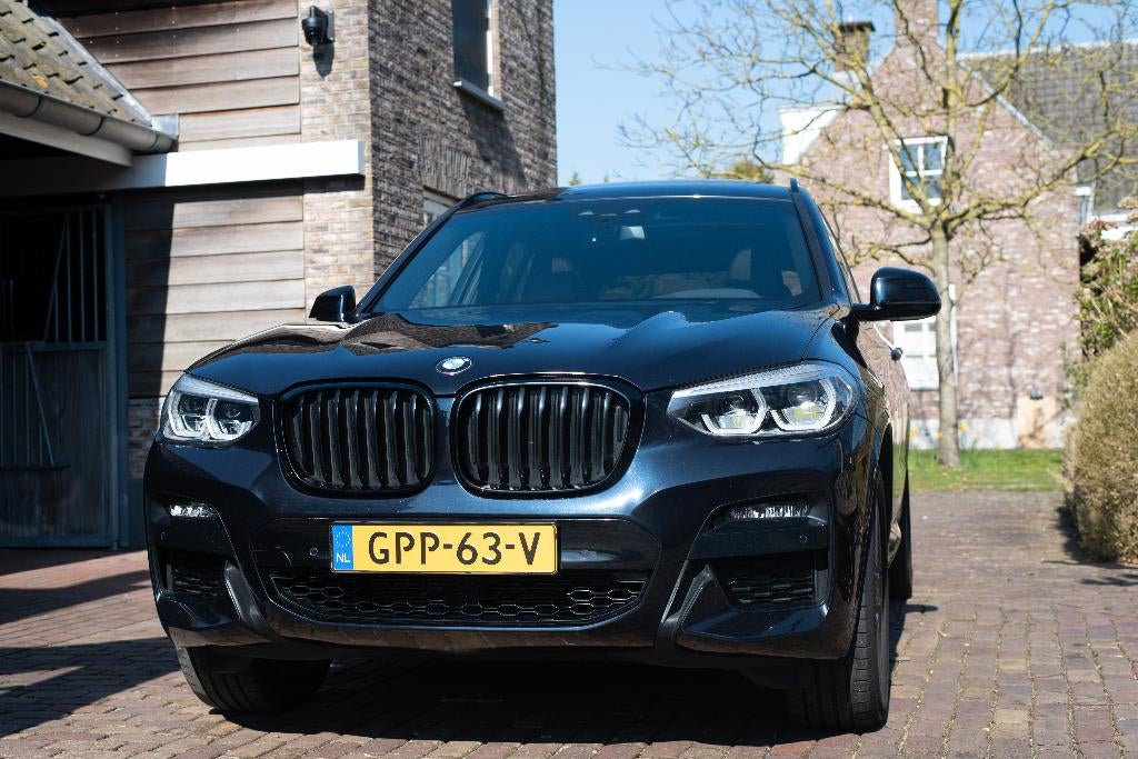 BMW X3 Xdrive30e Plug-in Hybrid | M-Sport | Panorama | Leder, Auto's, BMW, Automaat, 1998 cc, 4 cilinders, 2000 kg