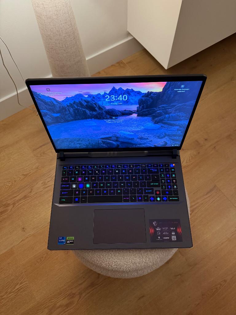 MSI Gaming Laptop | RTX 4080 | 240Hz | i7-14650HX, Computers en Software, Windows Laptops, Ophalen of Verzenden, Zo goed als nieuw