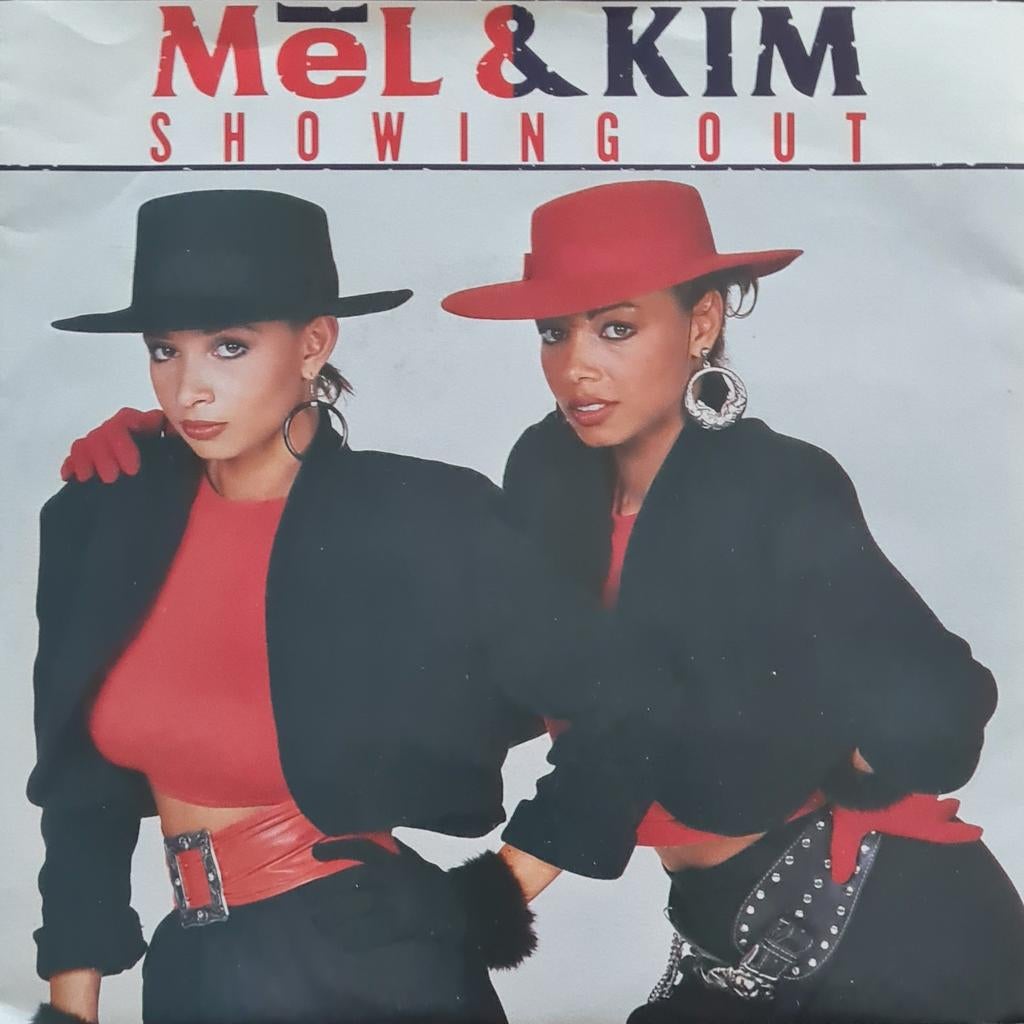 MEL & KIM - SHOWING OUT, Ophalen of Verzenden, Gebruikt