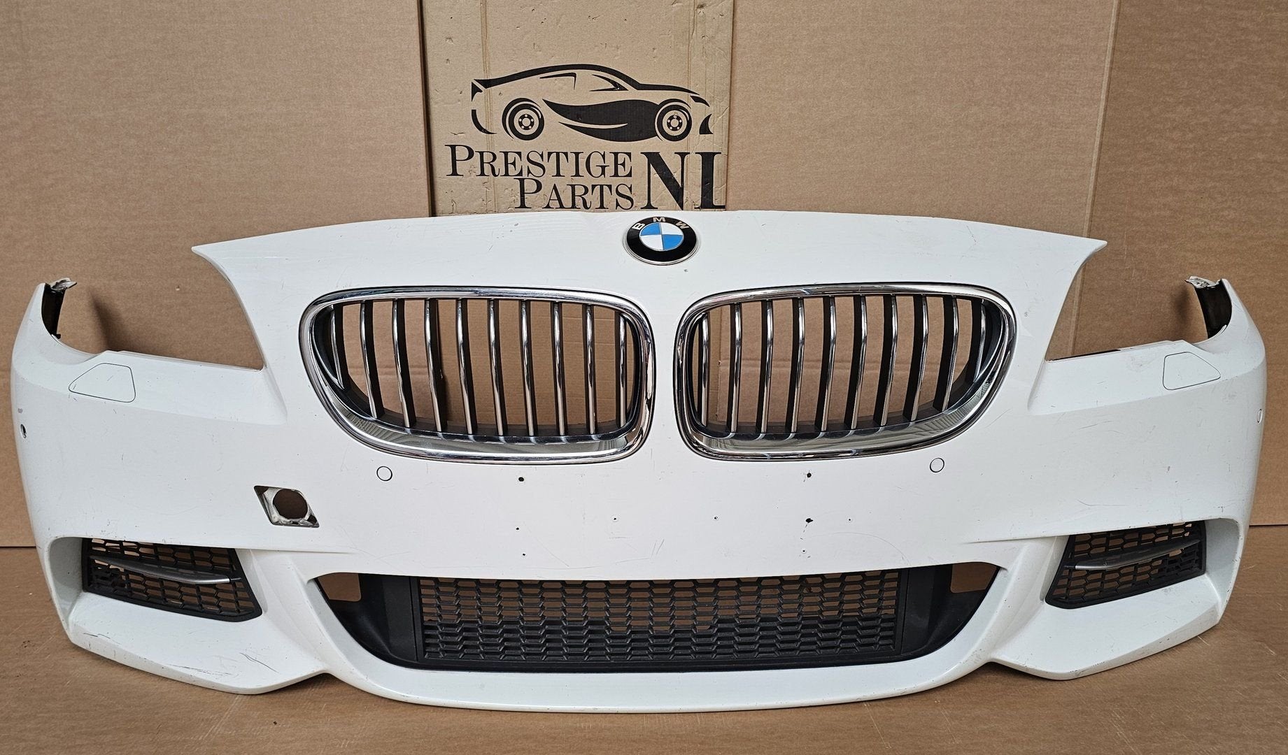 Voorbumper BMW 5 Serie F10 F11 M Pakket M550i Bumper Origine, Gebruikt, -, Voor, -
