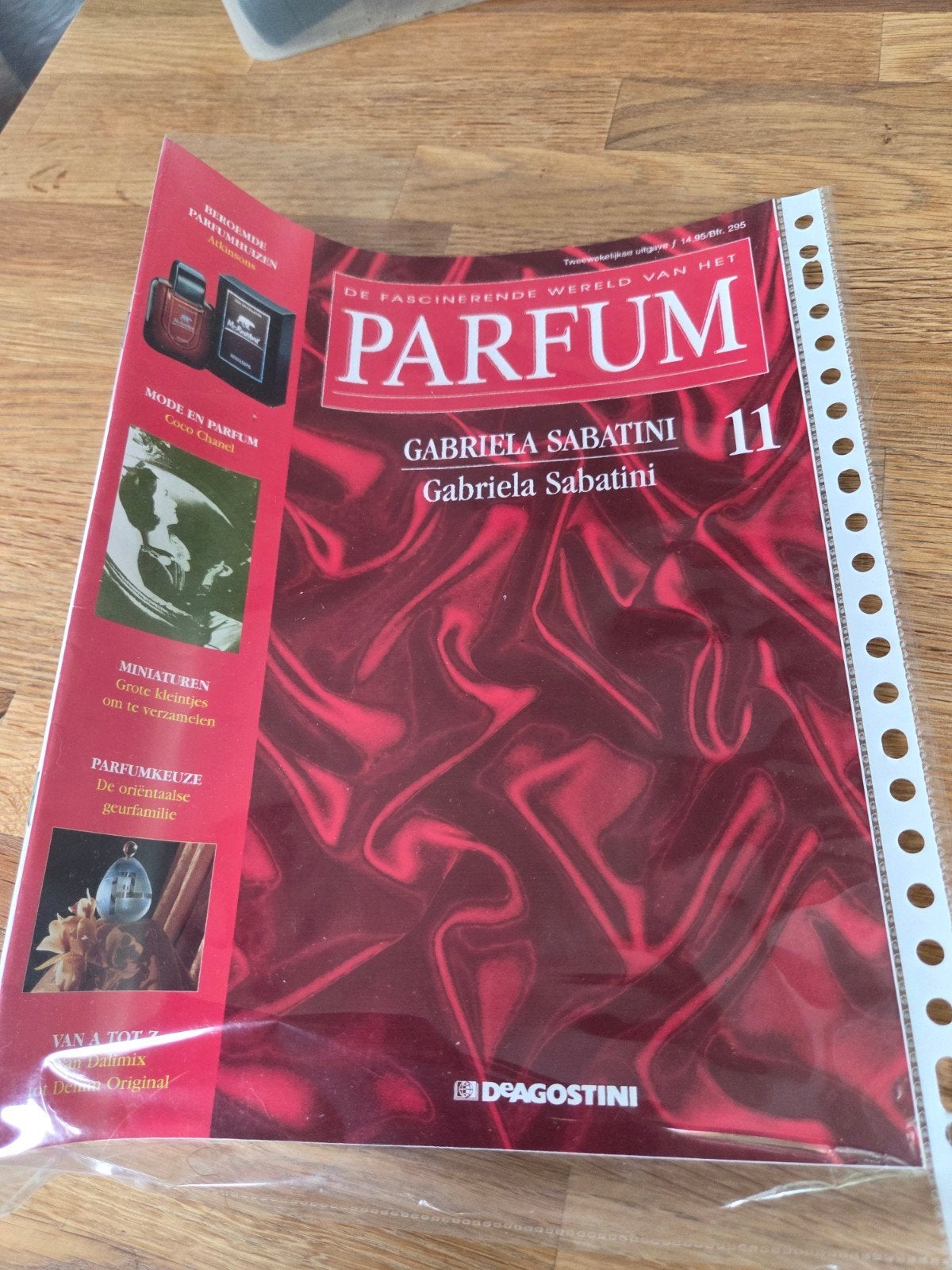 11 De Fascinerende Wereld van het Parfum - Gabriela Sabatini, Ophalen of Verzenden, Nieuw