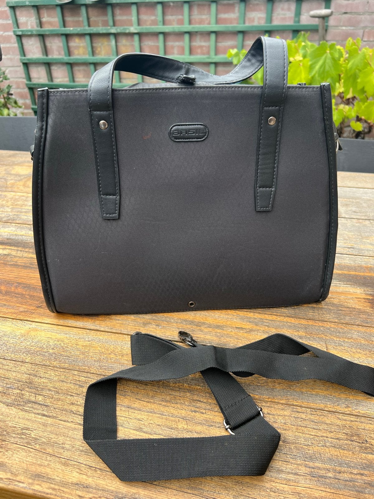 Basil Noir Business Fietstas - Zwart (Gebruikt), Ophalen of Verzenden, Gebruikt