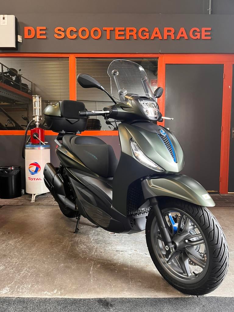 Piaggio Beverly S 400 2025 nieuwstaat, Motoren, Motoren | Piaggio, 400 cc, Scooter, Piaggio, Piaggio