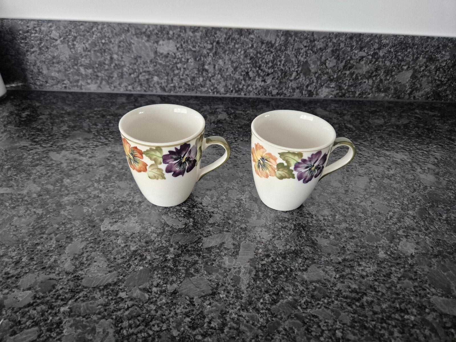 Vic's -  Koffiekopjes 2 stuks, Ophalen of Verzenden
