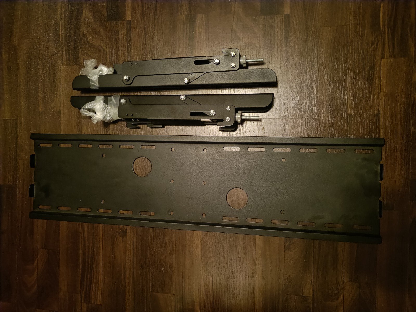 Wandbeugel voor grote maten tv's., Ophalen of Verzenden, Hout, Wandkapstok, Minder dan 100 cm
