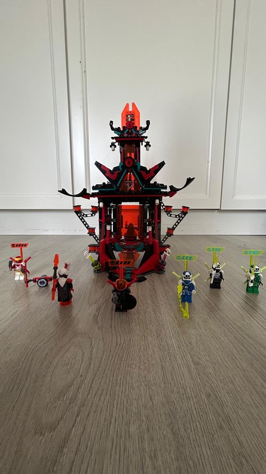 Lego Ninjago 71712 - Tempel der Waanzin, Ophalen, Zo goed als nieuw
