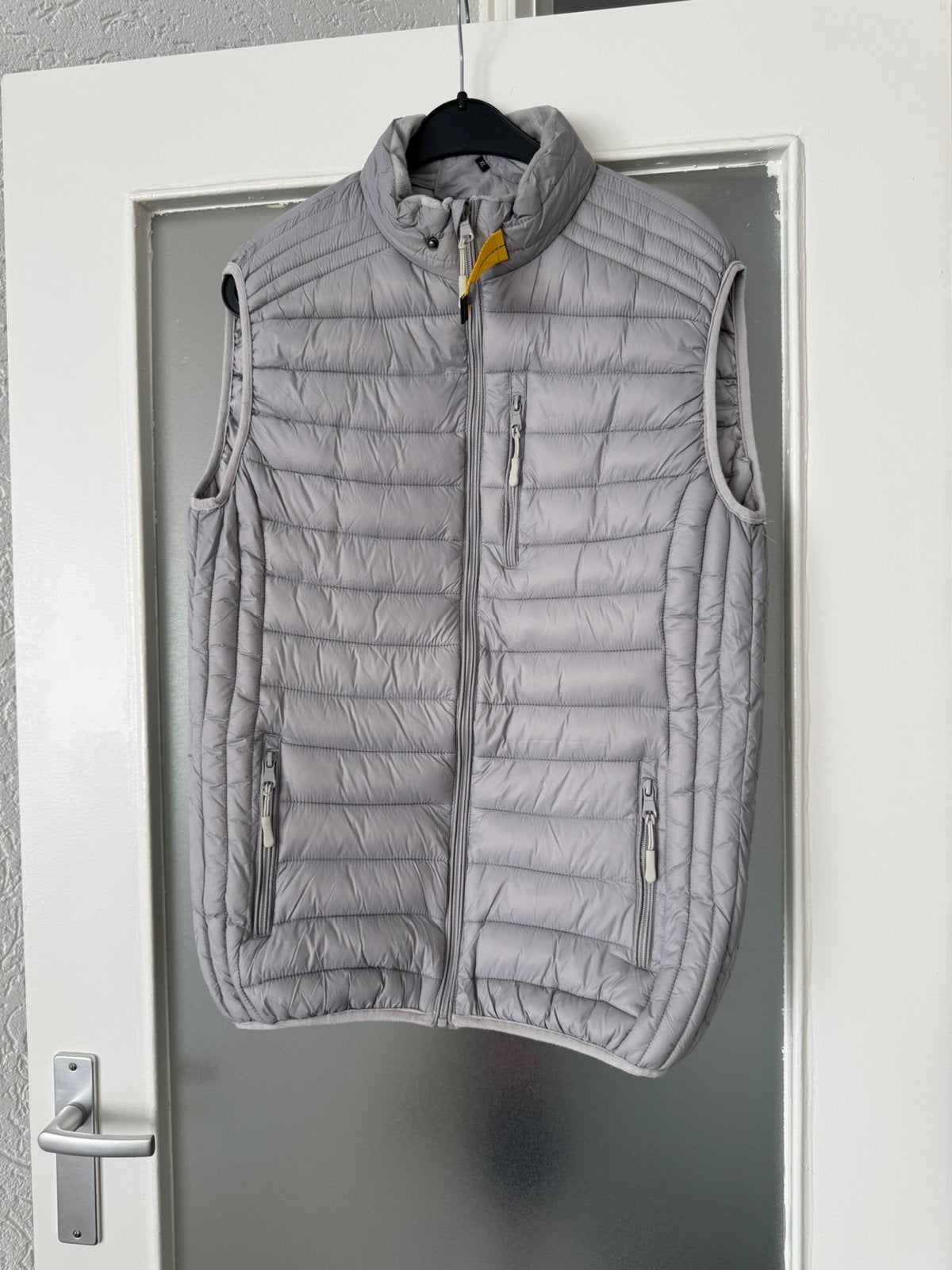 Mooi bodywarmers, Kleding | Heren, Bodywarmers, Ophalen of Verzenden, Zo goed als nieuw, Maat 56/58 (XL), Grijs