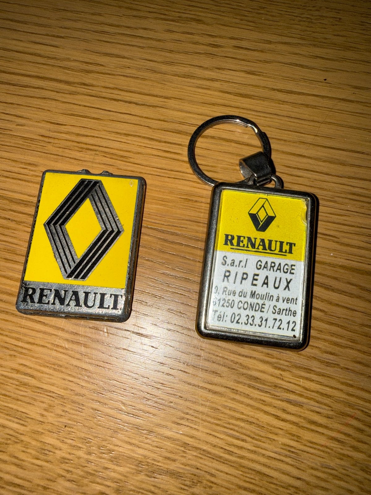 Oude Renault Sleutelhangers - 1 incompleet, Ophalen, Gebruikt, Merk