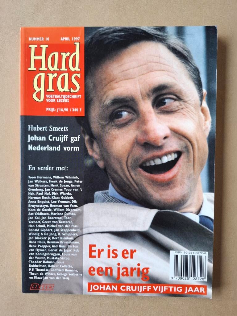 Hard Gras voetbaltijdschrift - 26 delen, Ophalen of Verzenden, Gelezen, Balsport