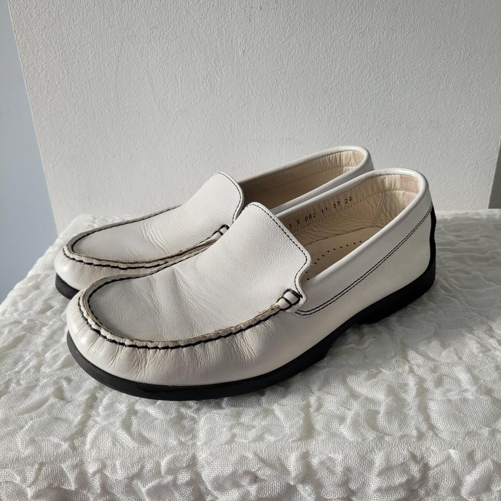 Helvesko dames instappers loafers maat 37 leer wit, Helvesko, Ophalen of Verzenden, Zo goed als nieuw, Wit