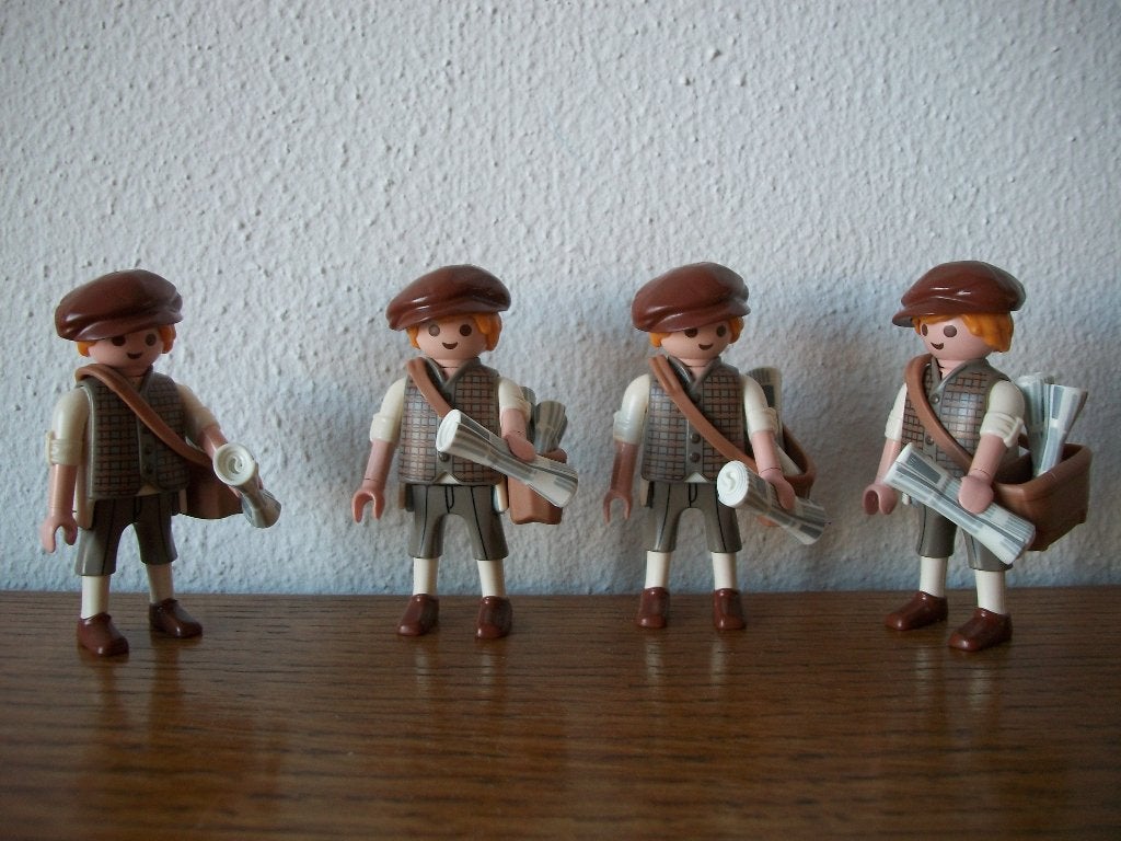 Krantenjongen / Figures serie 26 /poppetje /figuren 2 foto's, Ophalen of Verzenden, Nieuw, Complete set, Figuren