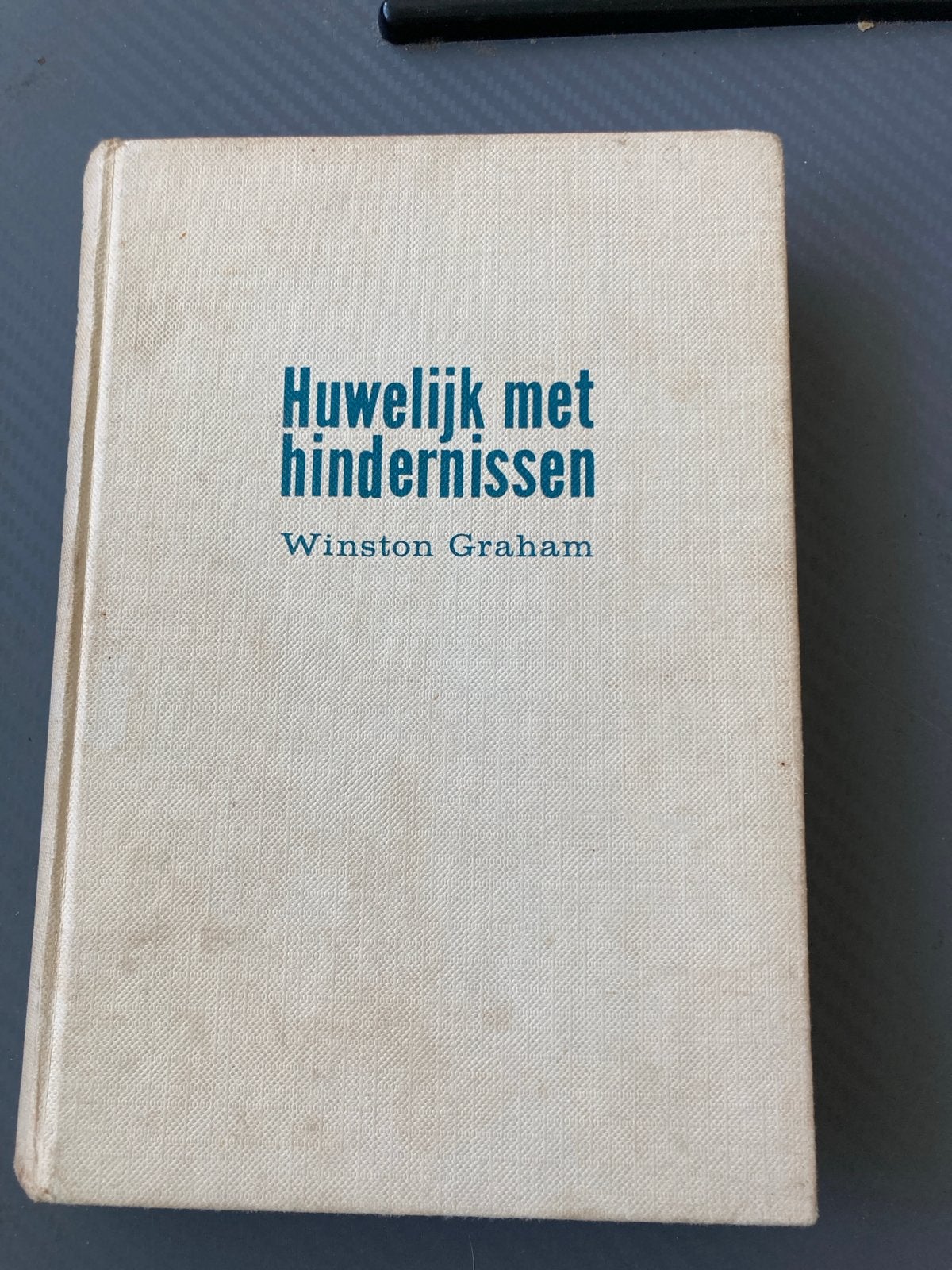 Huwelijk met hindernissen - Winston Graham, Boeken, Ophalen of Verzenden, Gelezen