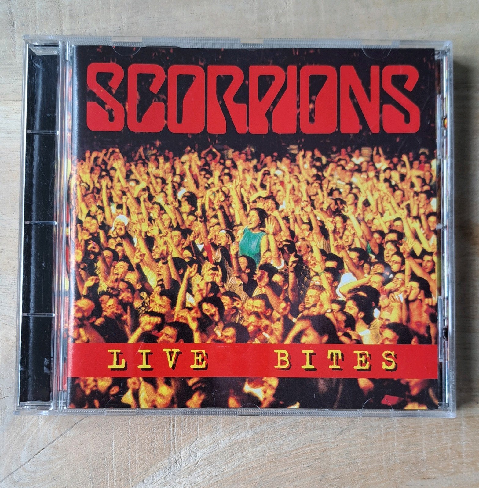 Scorpions - Live Bites ( Live-album), Cd's en Dvd's, Inclusief boekje, Rock, Gebruikt, Ophalen of Verzenden