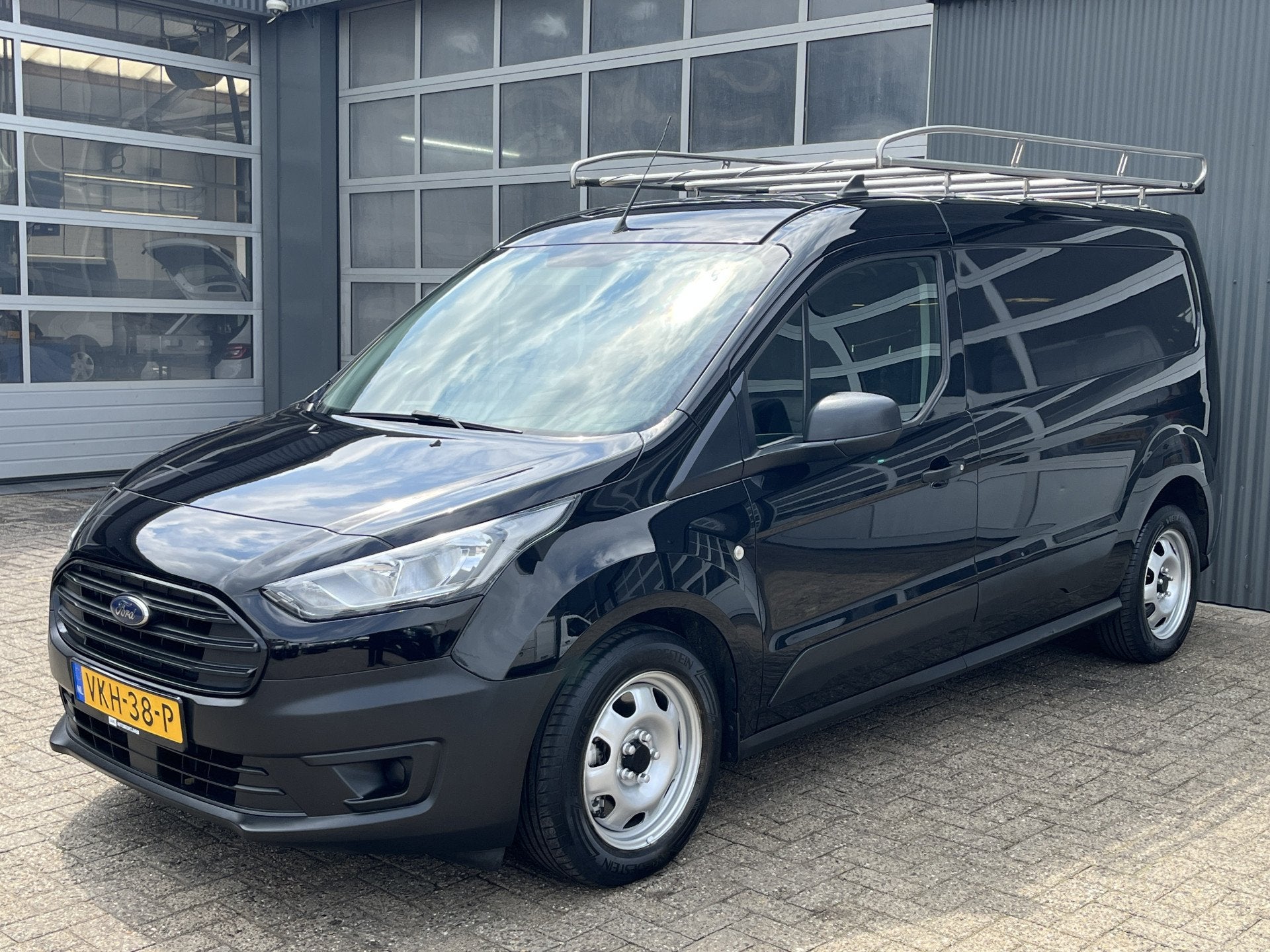 Ford Transit Connect 1.5 EcoBlue L2 Airco 2-Persoons Trekhaa, Voorwielaandrijving, Gebruikt, 4 cilinders, Bedrijf