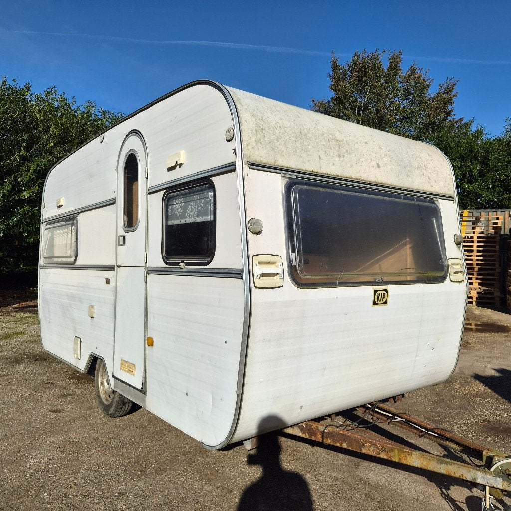 Kip oldtimer caravan | ± jaren '70 | Retro / projectcaravan, Kip, Bedrijf, Treinzit, 750 - 1000 kg