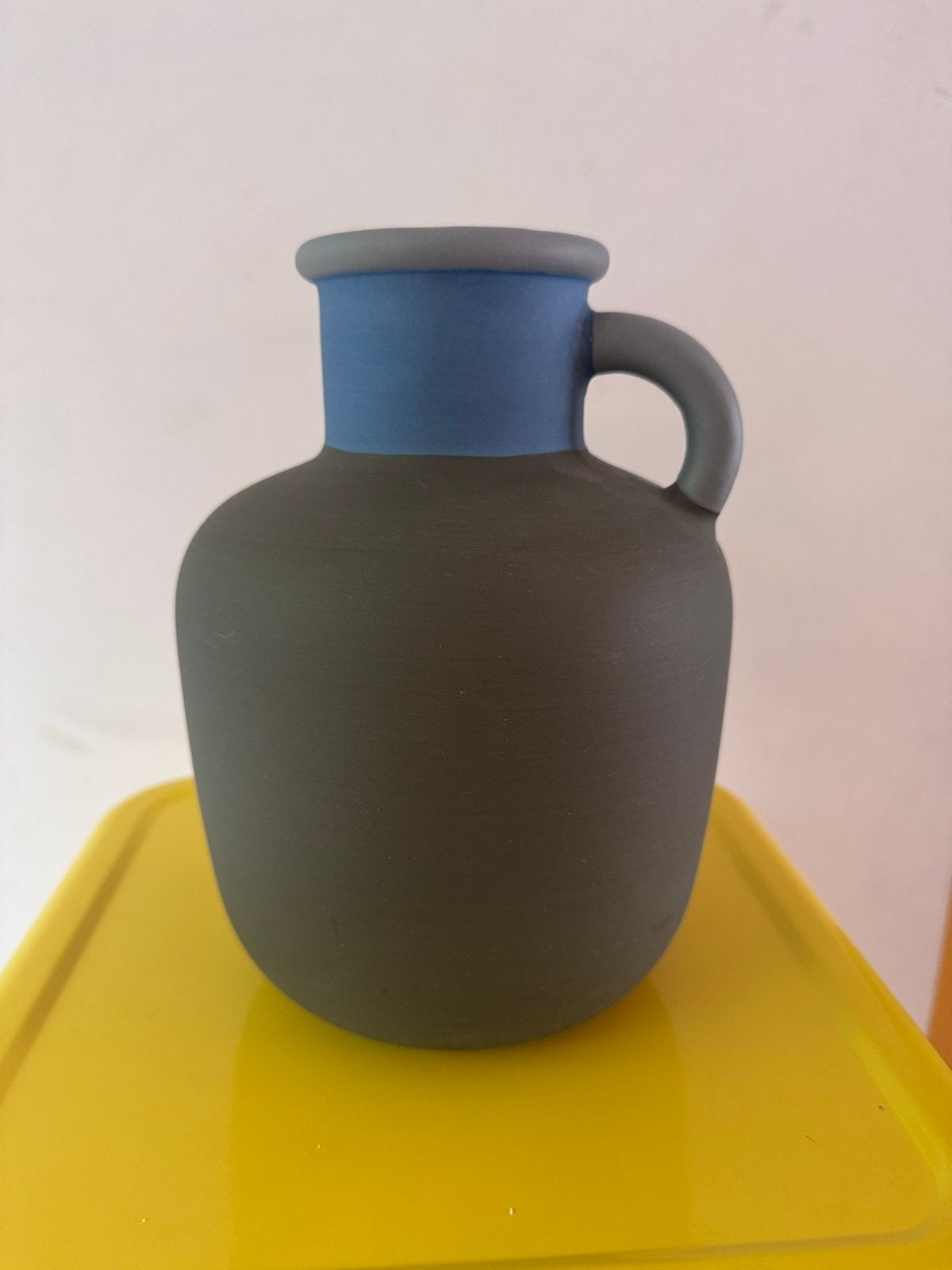 IKEA x HAY YPPERLIG Vaas - Olijfgroen/Blauw, Ophalen, Met handvat, Zo goed als nieuw, Steen/keramiek