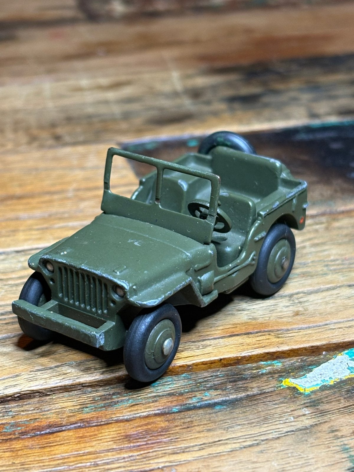 Dinky Toys 80B Hotchkiss-Willys Jeep uit circa 1957–1958., Ophalen of Verzenden, Zo goed als nieuw, Auto, Dinky Toys