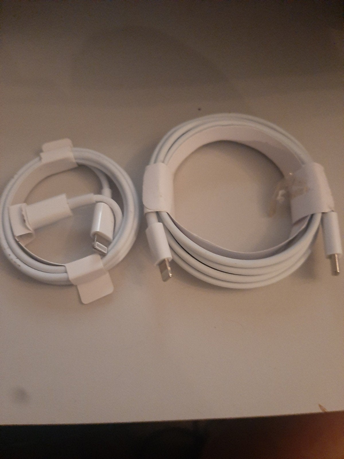 Nieuwe Lightning naar USB-C kabels (2 stuks), Telecommunicatie, Mobiele telefoons | Telefoon-opladers, Nieuw, Apple, Ophalen of Verzenden