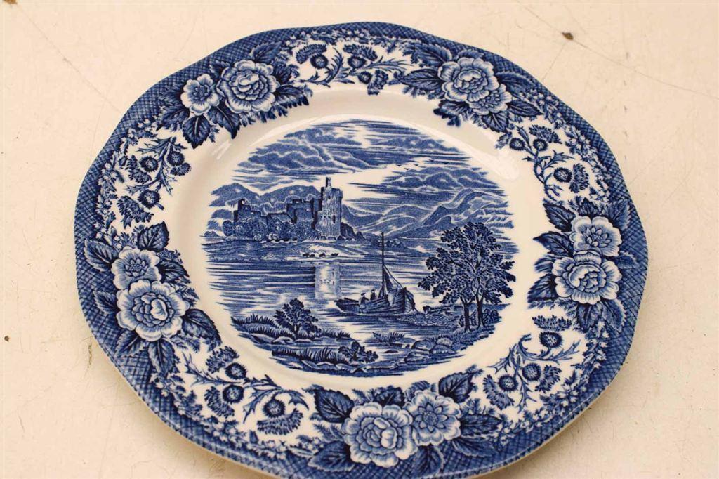 2 stuks Unicorn Tableware 45407, Ophalen of Verzenden, Gebruikt, Aardewerk, Bord(en)