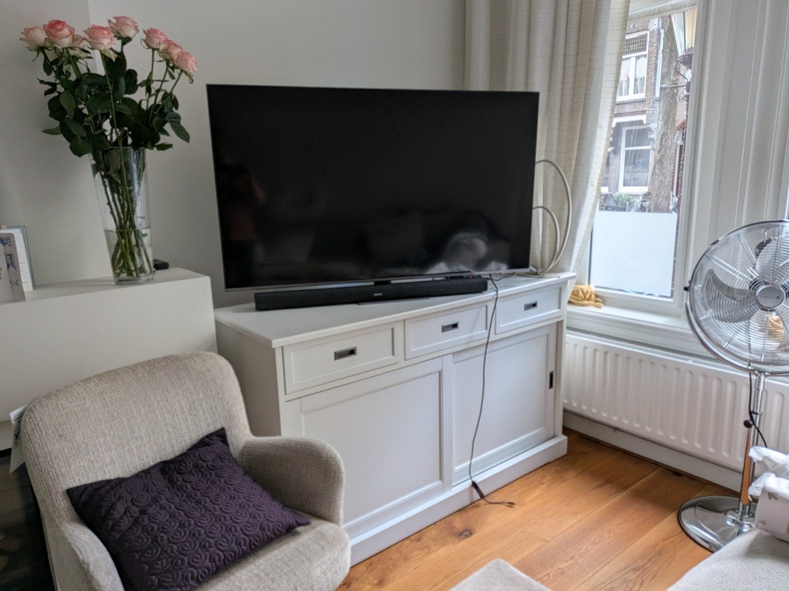 Wit houten dressoir/tv-meubel in uitstekende staat, Huis en Inrichting, Ophalen, 100 tot 150 cm, Zo goed als nieuw, Minder dan 100 cm