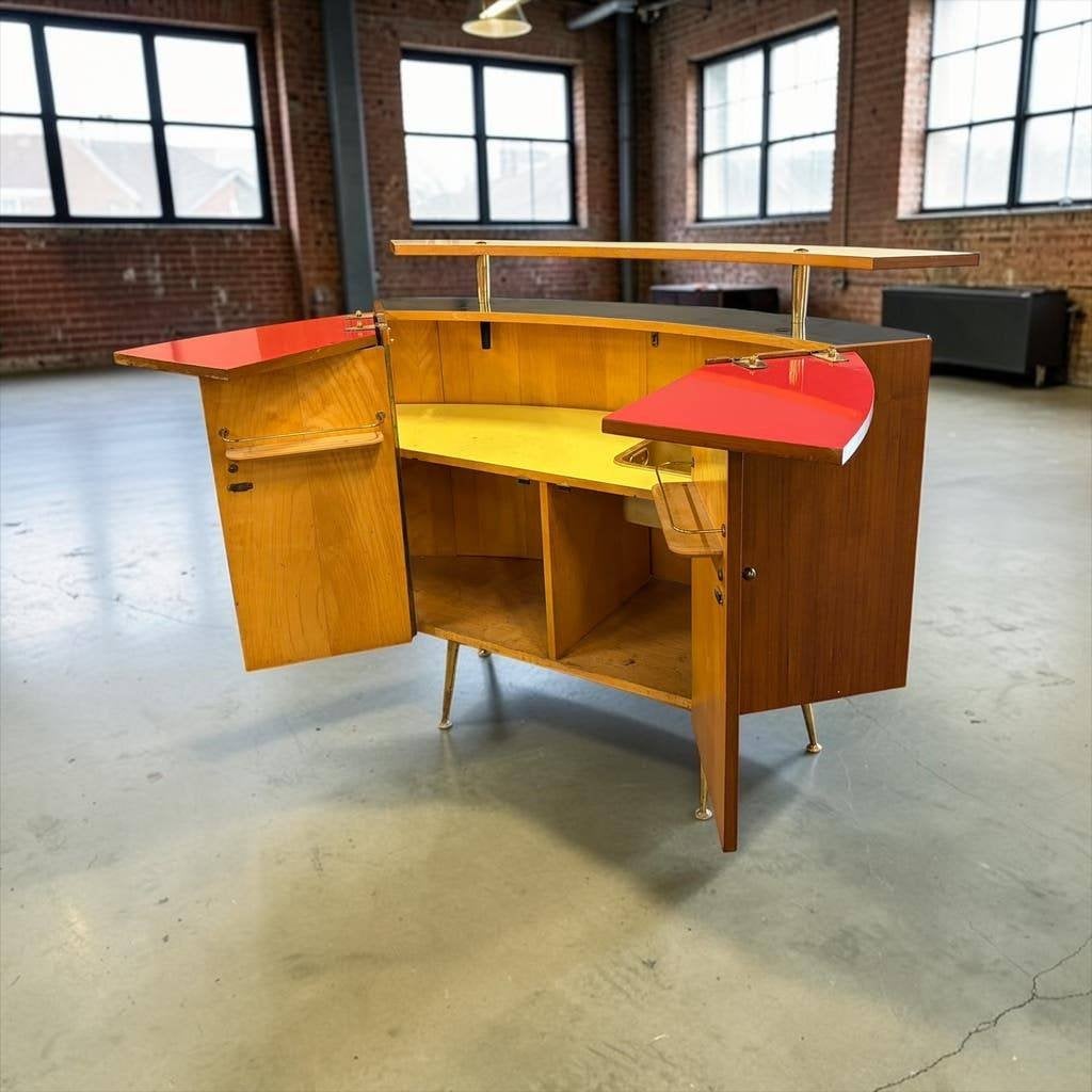 Vintage gekleurde curved  barmeubel /kast/toog :uitklapbaar, Ophalen, Gebruikt, 50 tot 70 cm, 105 cm of meer