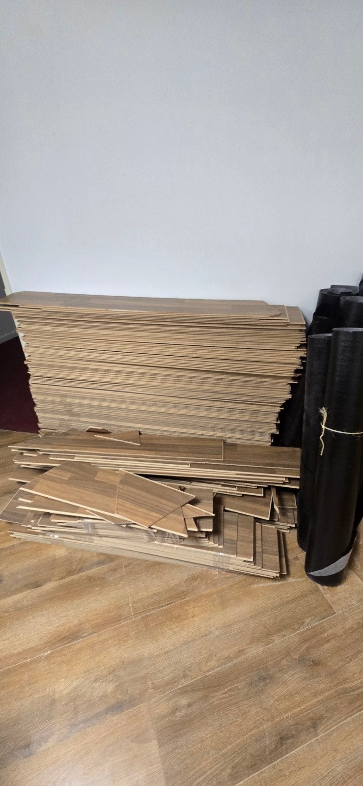 Partij gebruikt laminaat met reststukken en ondervloer, Ophalen, 50 tot 150 cm, 10 m² of meer, 10 tot 30 cm