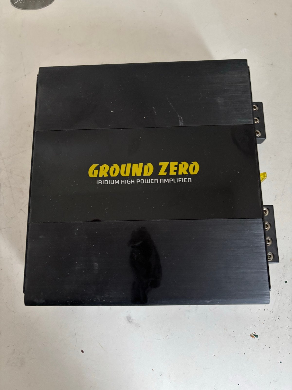 Ground Zero Iridium GZIA 2.85 - 2-Kanaals Autoversterker, Auto diversen, Ophalen of Verzenden, Zo goed als nieuw