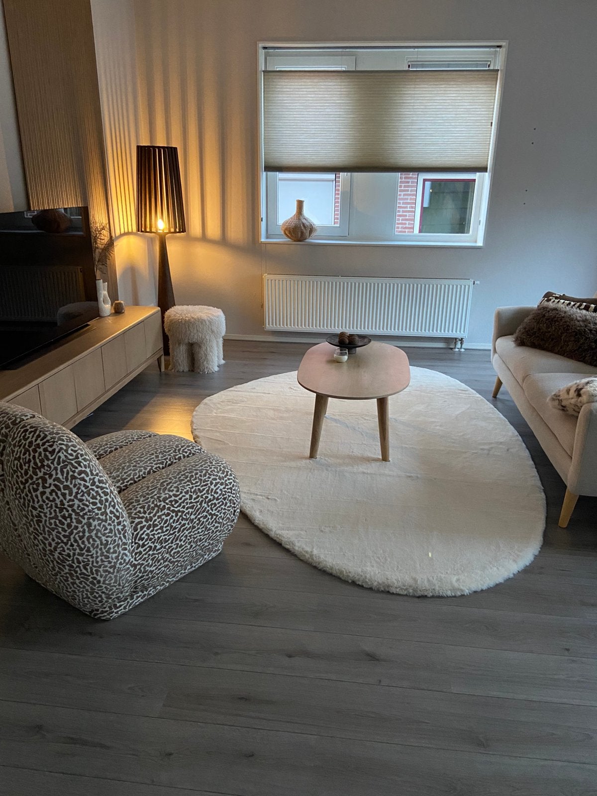 Zacht hoogpolig vloerkleed Pebble Creme Volero, Huis en Inrichting, 150 tot 200 cm, Ophalen of Verzenden, Crème, Overige vormen