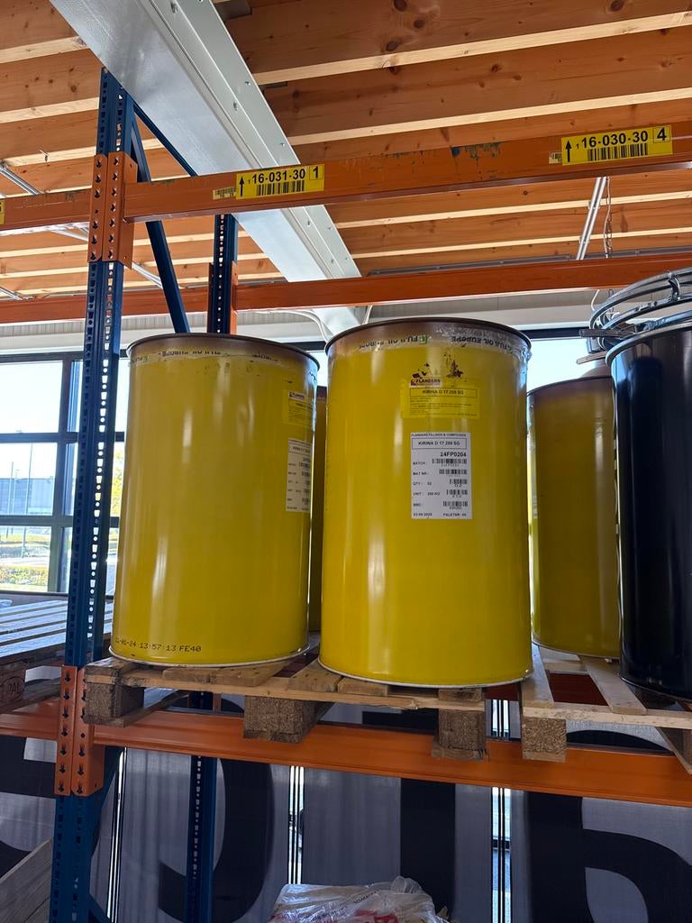 200 liter olievaten, Ophalen of Verzenden