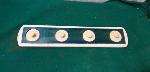 Kapstok vintage met vier knopjes, Huis en Inrichting, Woonaccessoires | Kapstokken, Ophalen of Verzenden, 'T Olde Gre-j, Info@toldegrej.nl