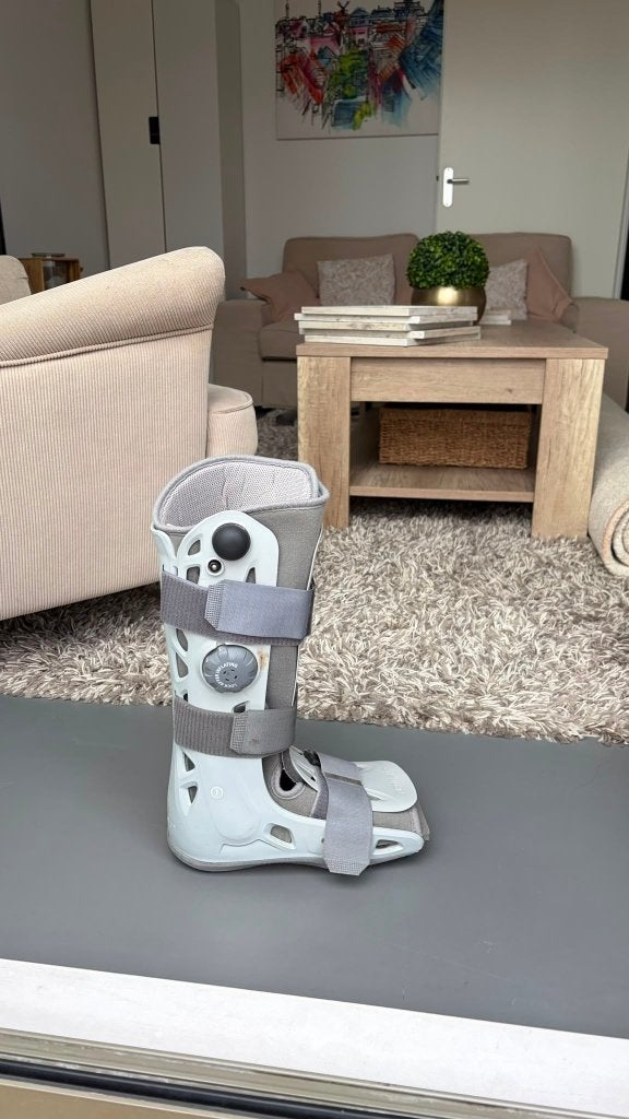 Moon boot for ankle injury, Ophalen, Gebruikt