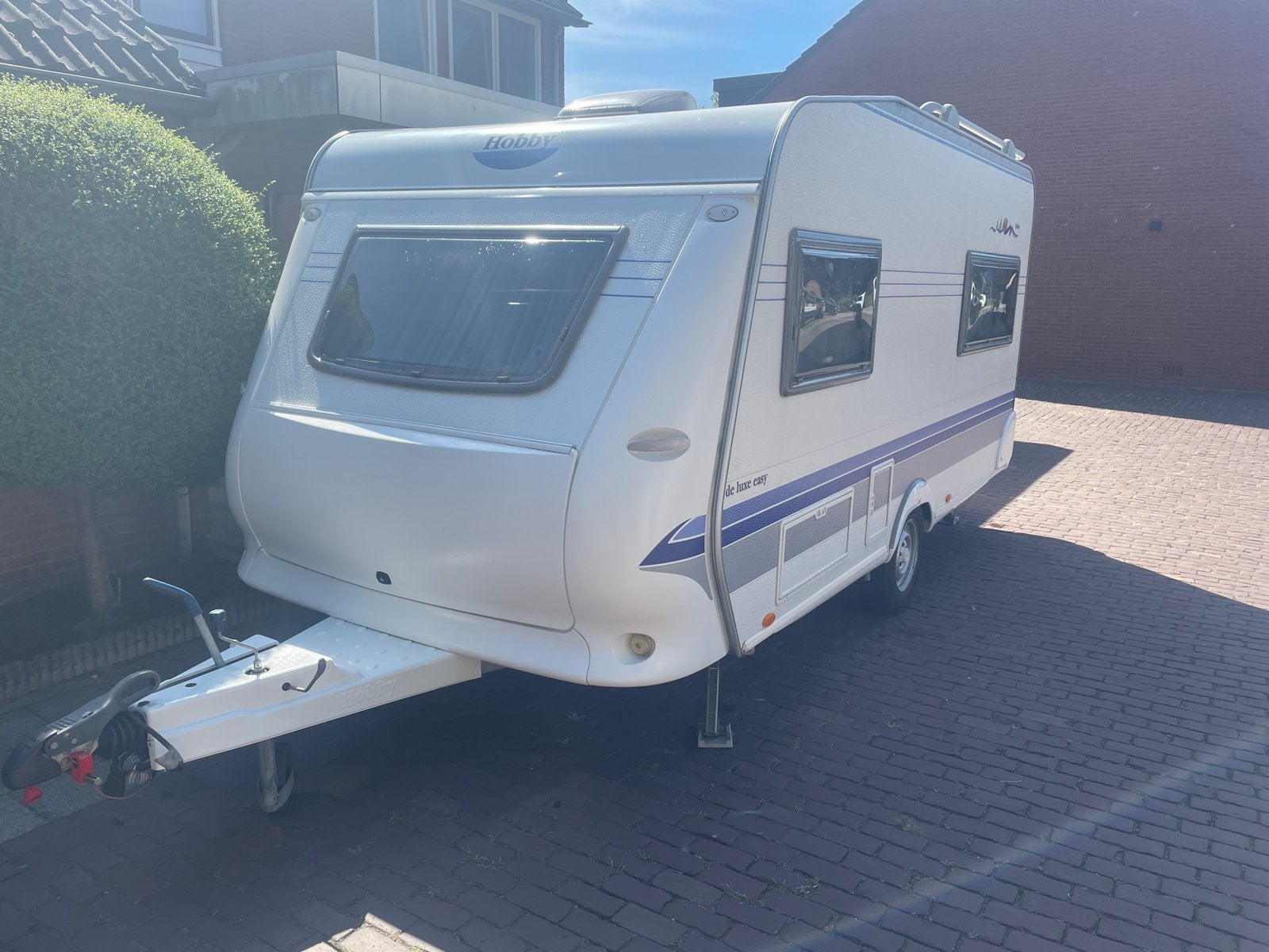 Te koop Hobby De Luxe Easy 440 SF 2005 met Walker Voortent, Caravans en Kamperen, Caravans, Hobby, Schokbreker, Treinzit, Dwarsbed