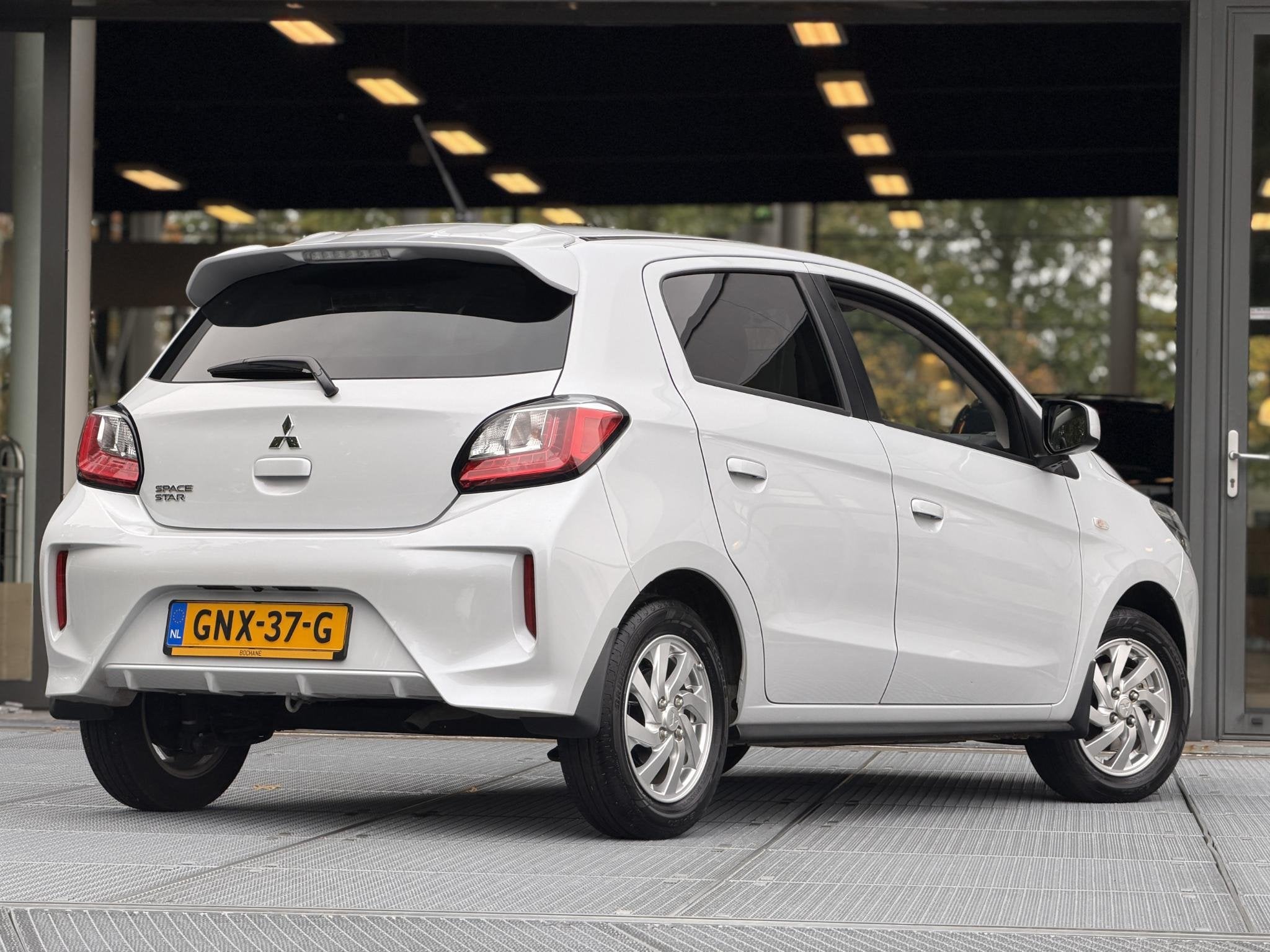 Mitsubishi Space Star 1.2 Dynamic Automaat | Cruise Control, Dealer onderhouden, Stof, Gebruikt, Wit