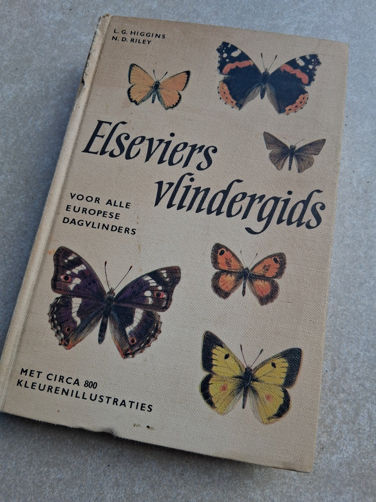 Elseviers Vlindergids, Ophalen of Verzenden, Gelezen, Bloemen, Planten en Bomen