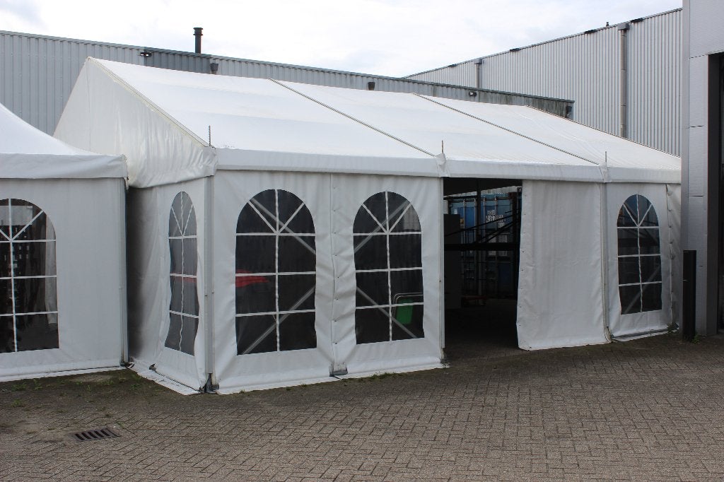 Gebruikte Aluminium tenthal 9x9m – 81m², Ophalen, Grizzly Outdoor, Overige typen, 6 meter of meer