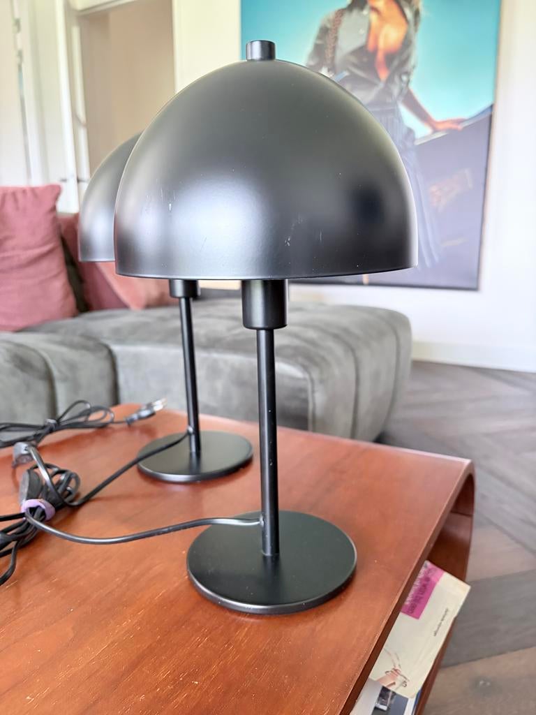 Set van 2 zwarte nachtlampjes - 37cm hoog, 20cm diameter, Huis en Inrichting, Lampen | Tafellampen, Zo goed als nieuw, Minder dan 50 cm